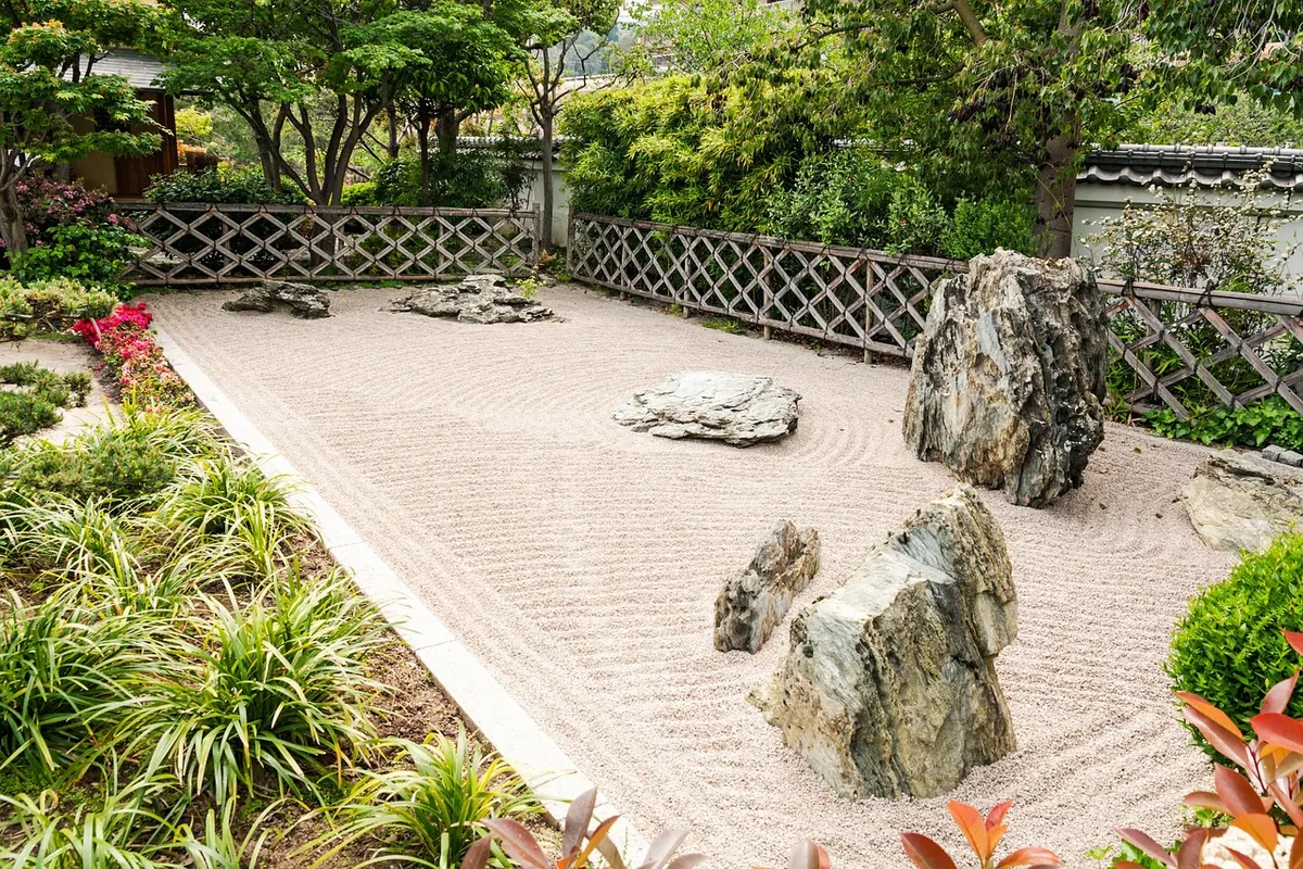 Beginner's Guide to Designing a Low-Maintenance Gravel Garden